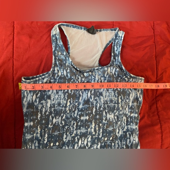 Gaiam Racerback Mesh Panel Workout Tank Top - Medium - Picture 7 of 8